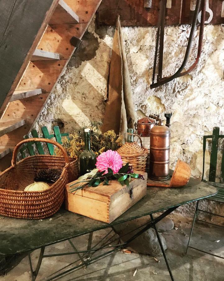 Le Logis Blanc Bed&Breakfast Coursan エクステリア 写真